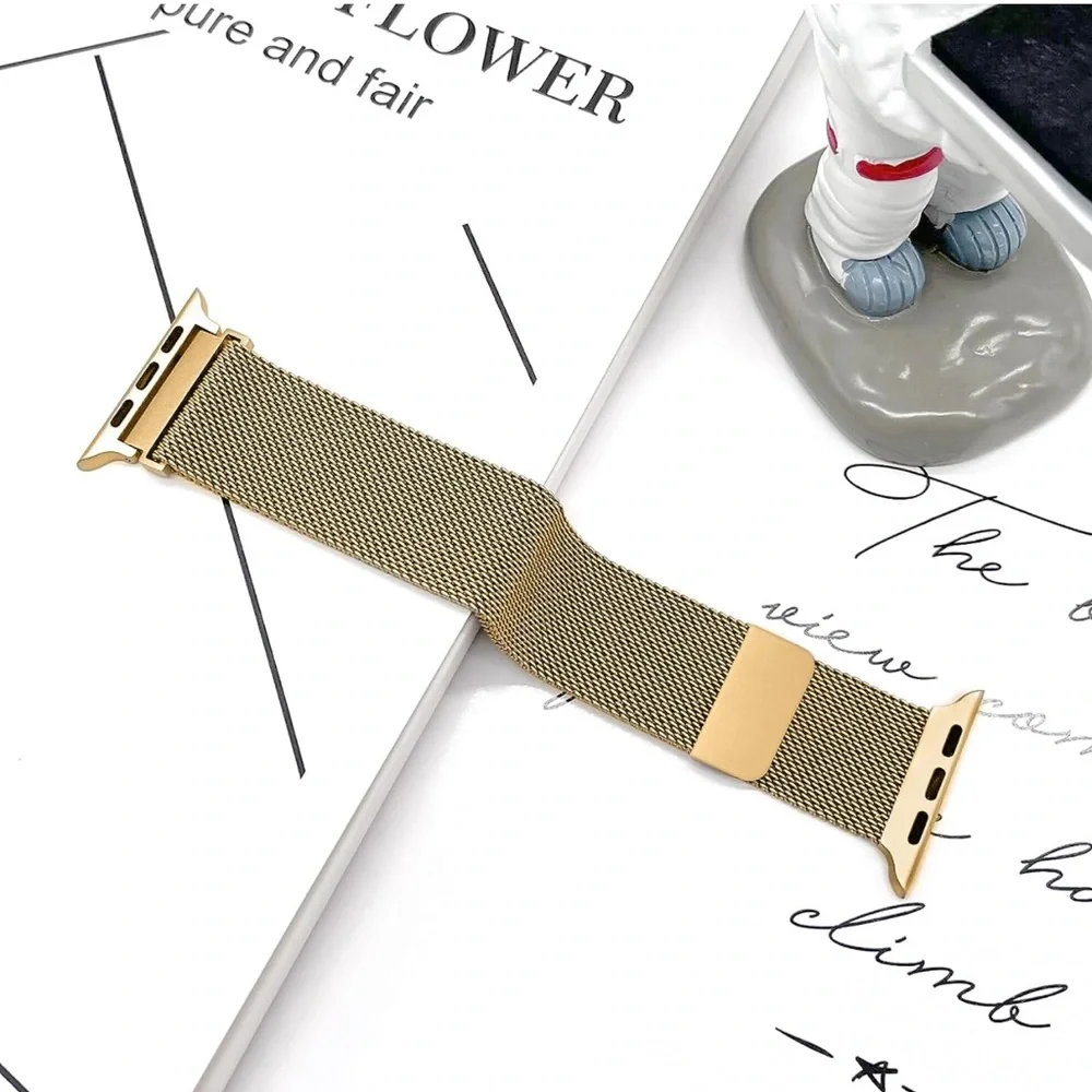 Poshstar Magnetic Apple Watch Band 44, 45, 49mm Gold